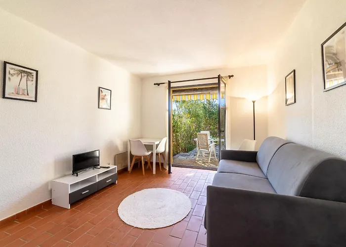 Les Mas De Pramousquier-12 By Interhome Apartman