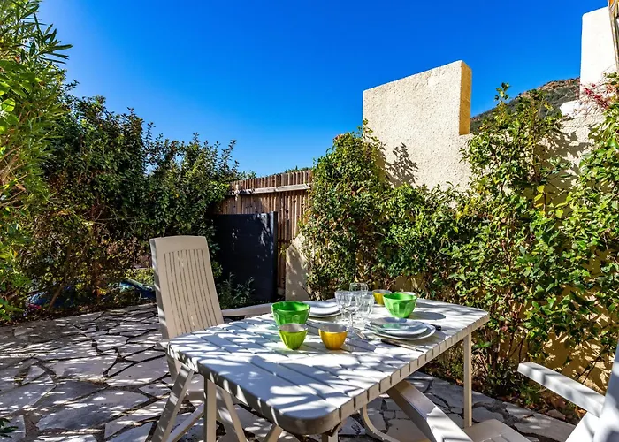 Apartman Les Mas De Pramousquier-12 By Interhome